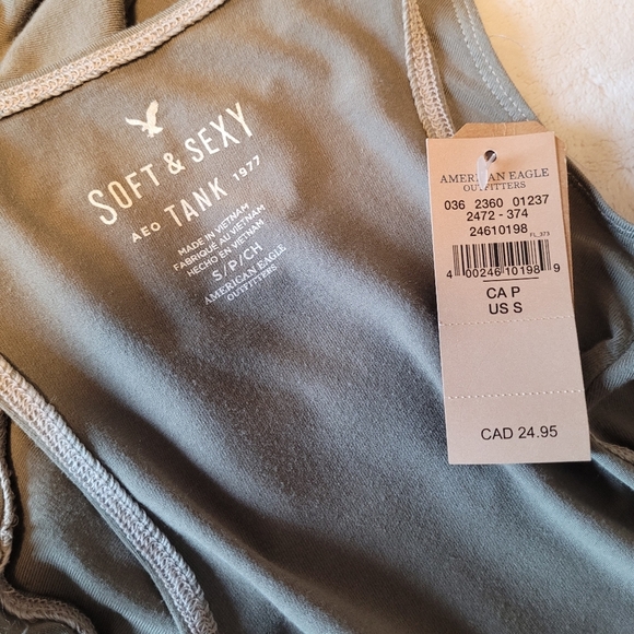 AMERICAN EAGLE OUTFITTERS Soft & Sexy Tank NWT - Picture 8 of 8